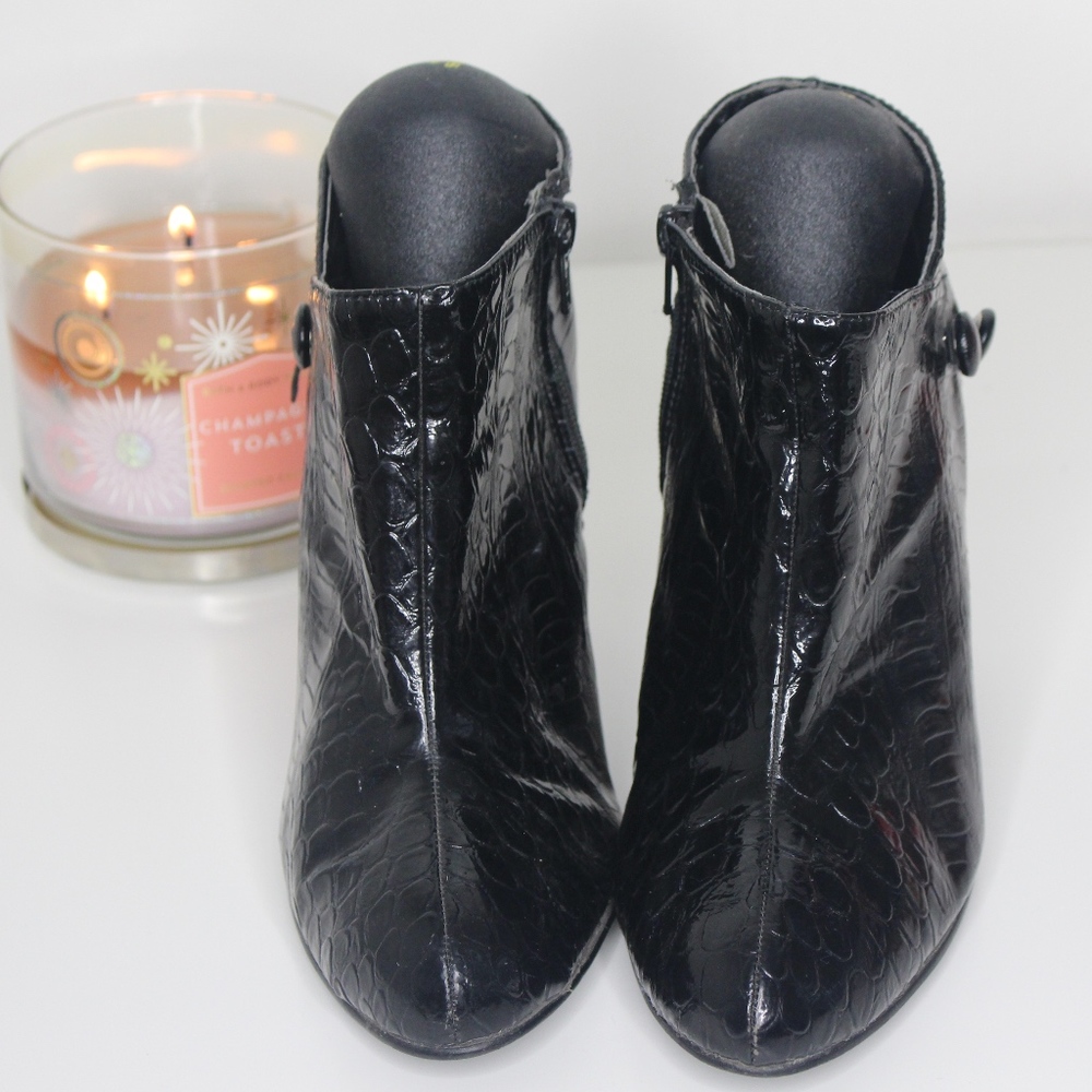 Spiegel Ankle Boots (6.5)